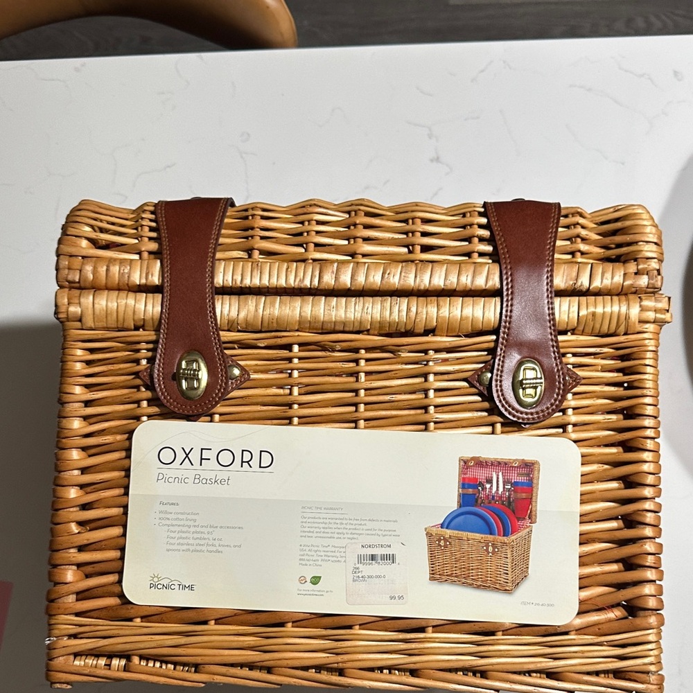 Oxford Brown Picnic Basket